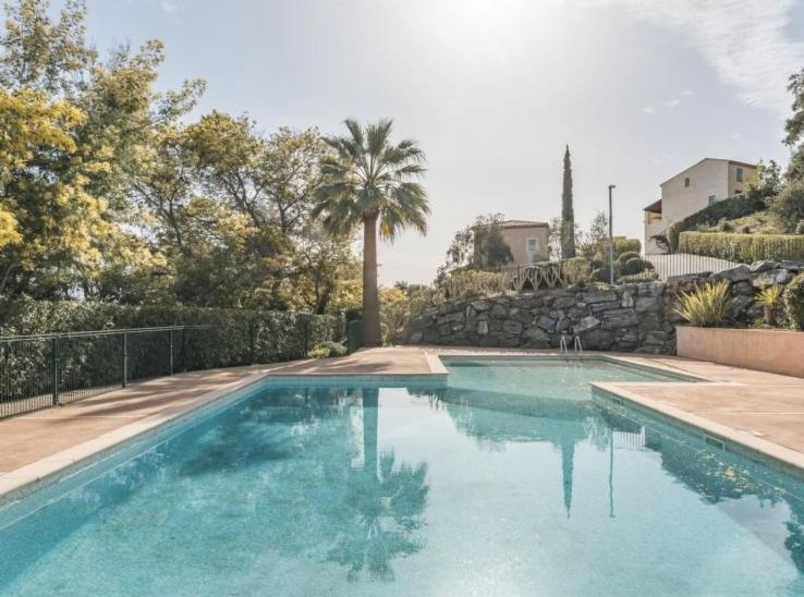 Le Mazet Des Maisons Du Golf Hébergement de vacances Sainte-Maxime